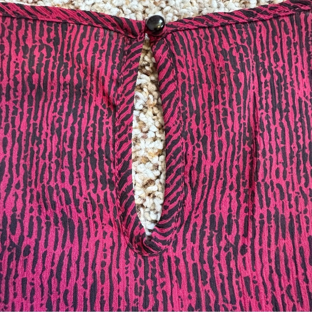 Juicy Couture Women’s Patterned Sleeveless Top Blouse Size Medium - Picture 7 of 7